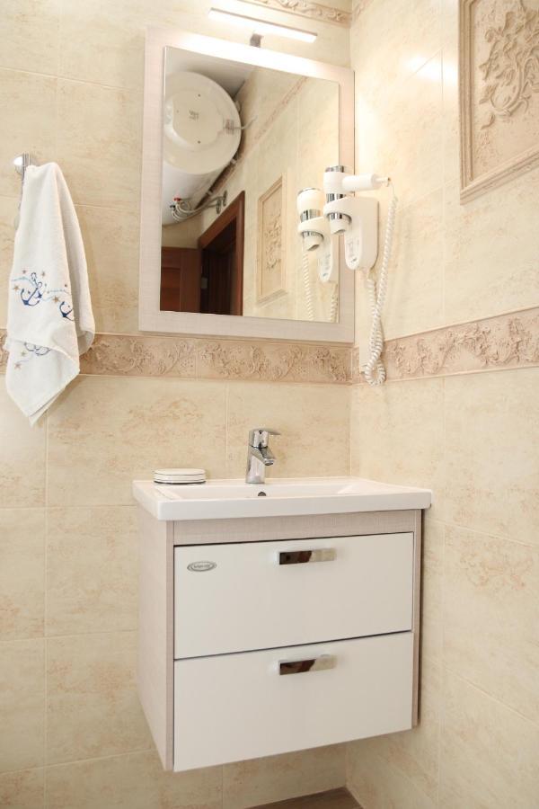 Holiday Home Котор Екстериор снимка